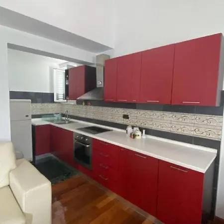 Apartment & Golden Verona